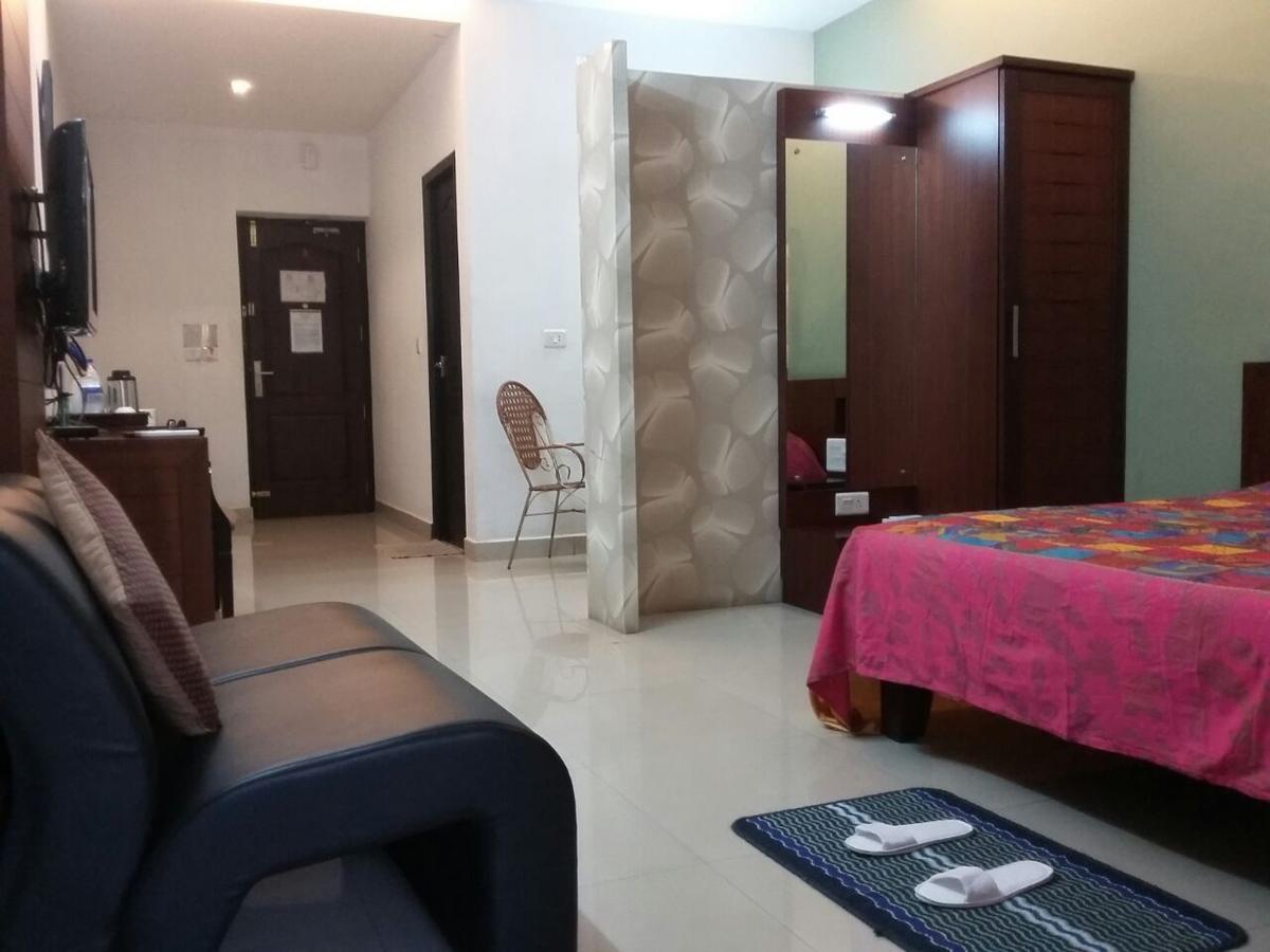 Hotel Soorya Regency Malappuram Exterior foto