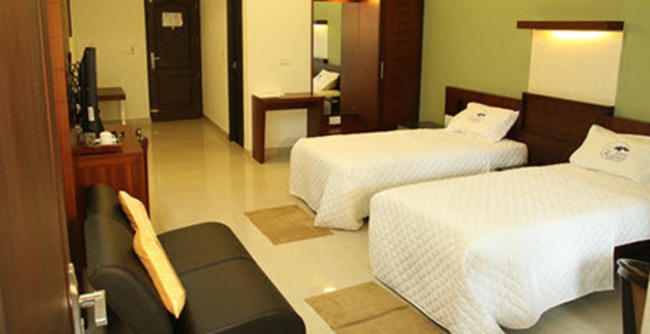 Hotel Soorya Regency Malappuram Exterior foto